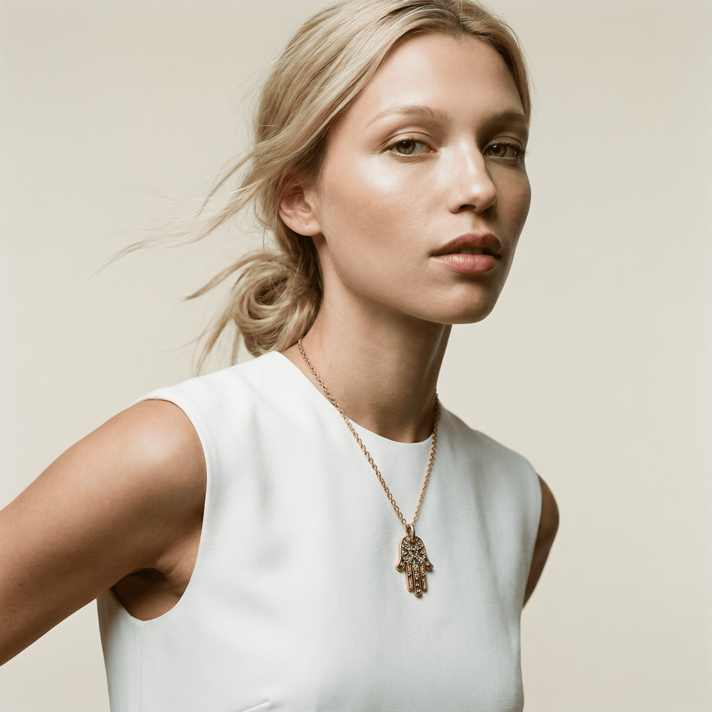 Hand of Fatima Gold Tarot Necklace - Necklace