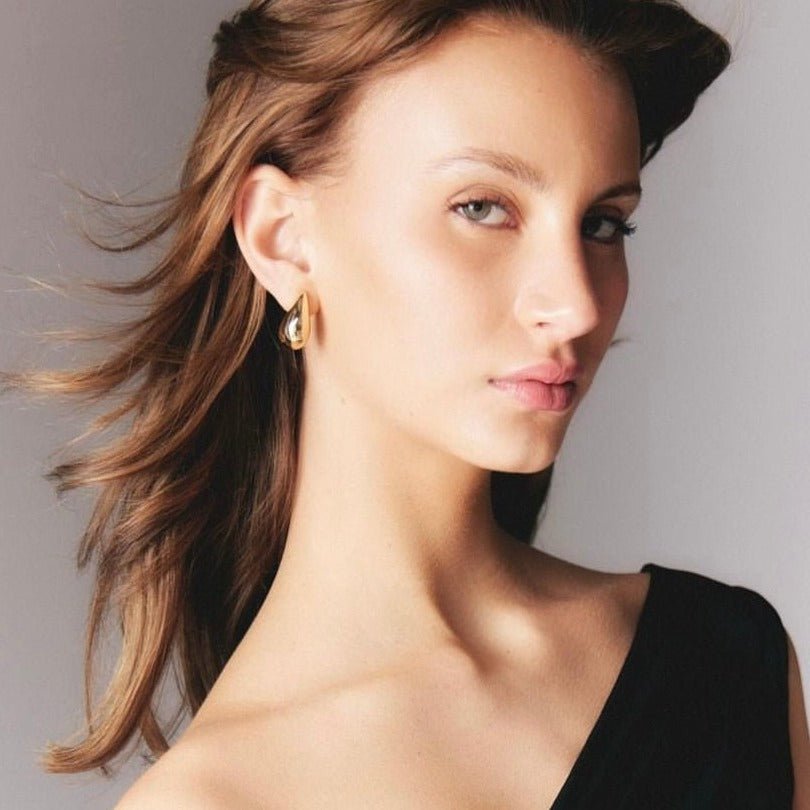 Teardrop Medium Gold Earrings PRE-ORDER-earrings