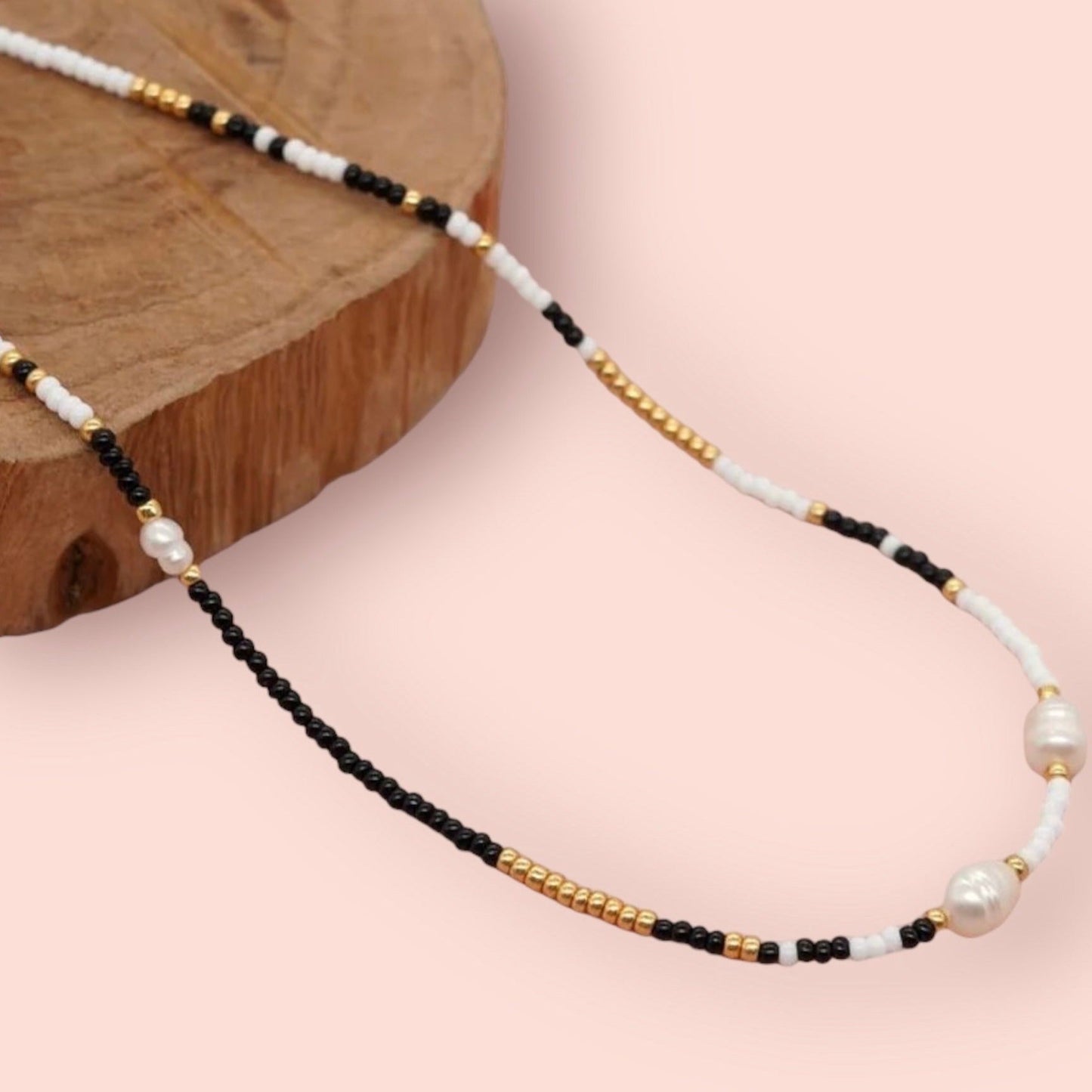 El Mariachi Beaded Black Gold and Pearl Necklace-