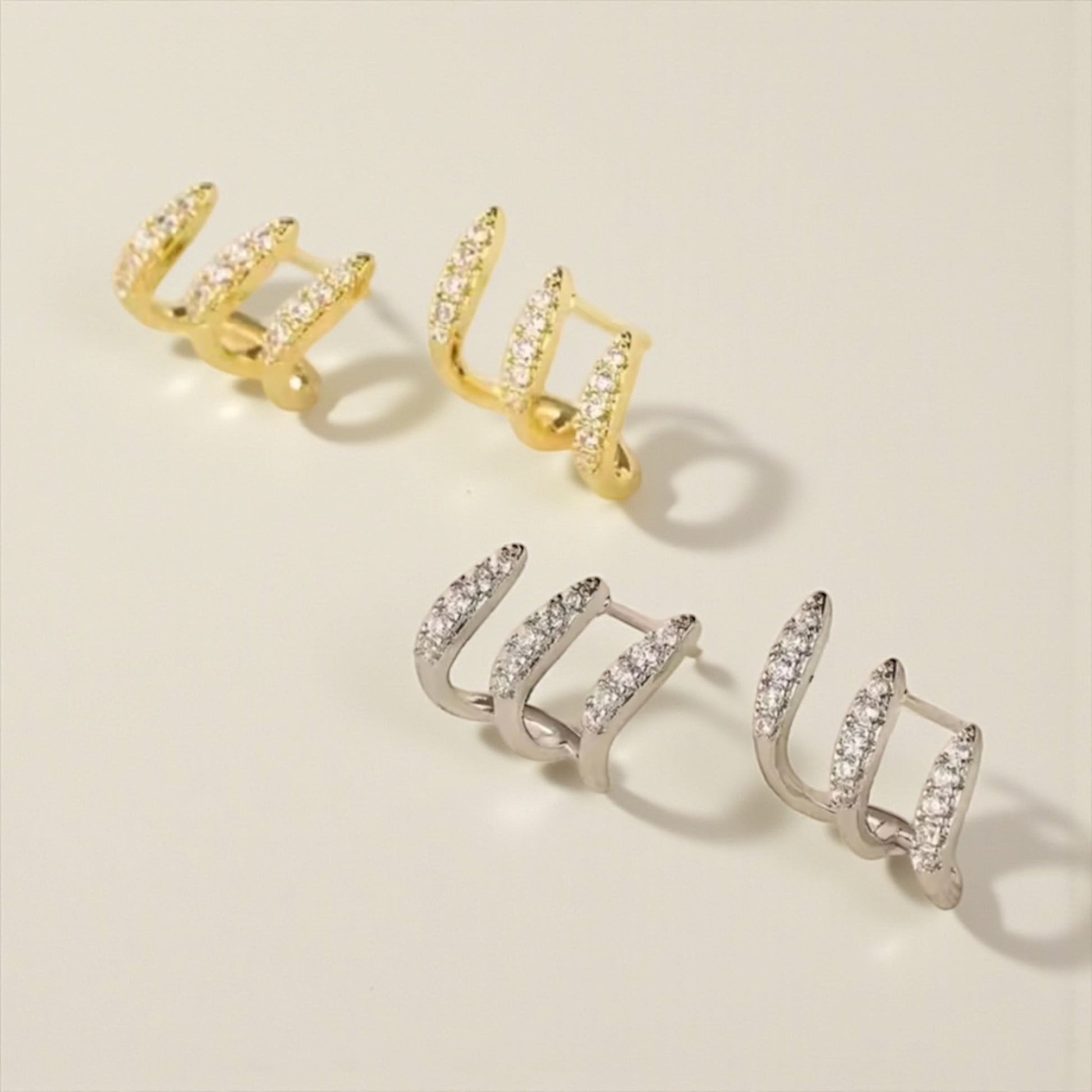 Claw Rhinestones Earrings (Silver or Gold) - 