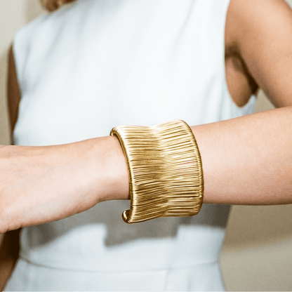 Coco Metal Gold Cuff - Bracelet
