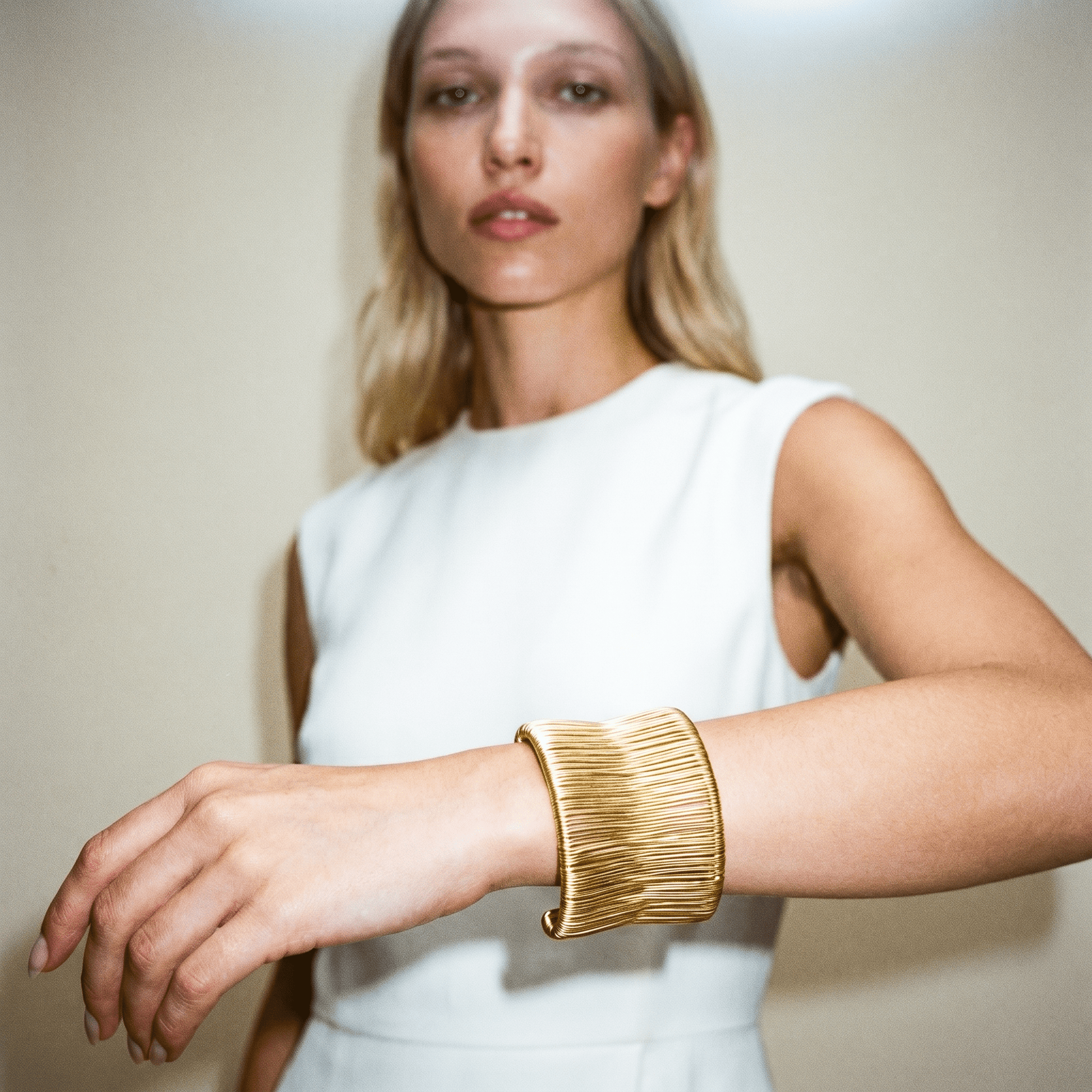 Coco Metal Gold Cuff - Bracelet