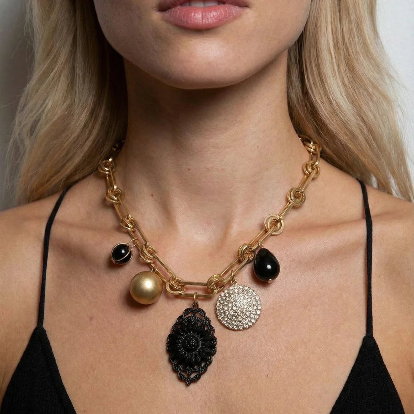 Jeanie Dreams Gold and Black Vintage Statement Necklace - 