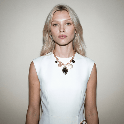 Jeanie Dreams Gold and Black Vintage Statement Necklace - 