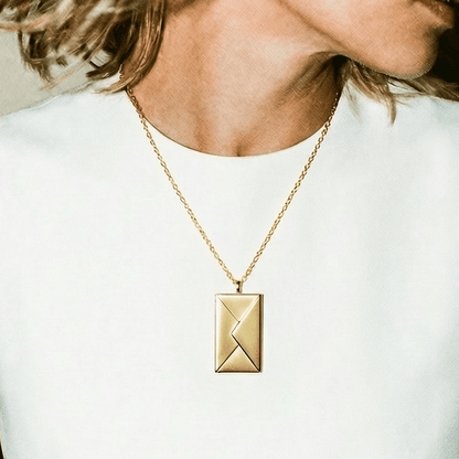 Love Letter Necklace (more colours Gold, Silver, Rose Gold) - 