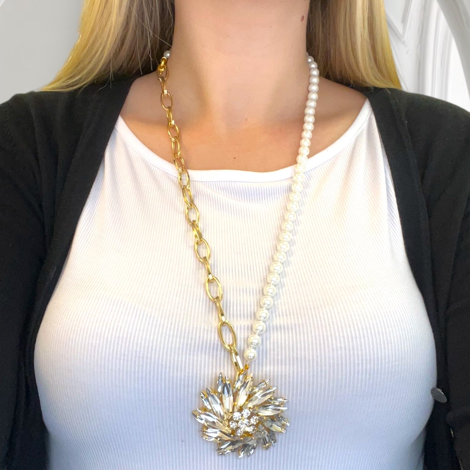Show Stopper Rhinestone, Gold and Pearl Statement Necklace-Necklace