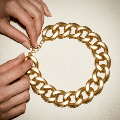 The Goldie Statement Choker - Necklace
